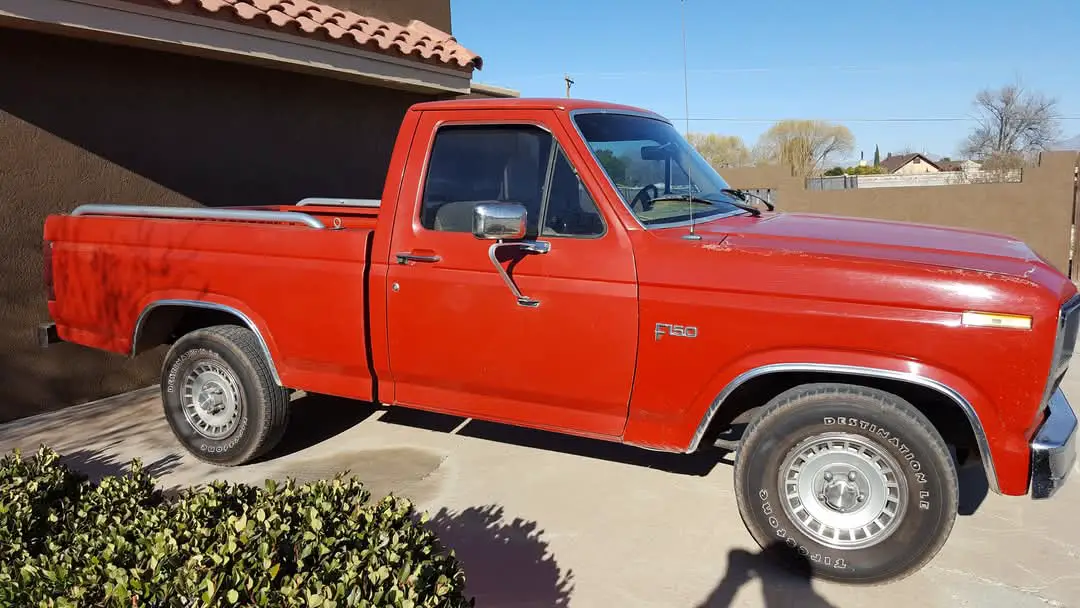85 Ford Bullnose Truck